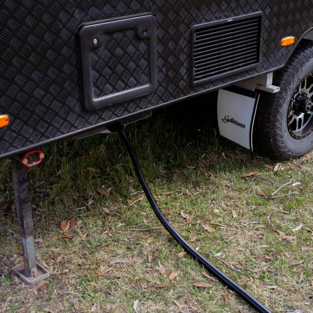ESDAN MULTIFLEX 32mm X 10m Caravan Sullage Hose – UV Protected Drainage/Pond Pump Hose